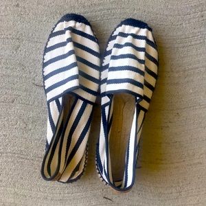 Toni Pons, handmade espadrilles from Spain, UK 41.5 US 10. Navy & white stripes.